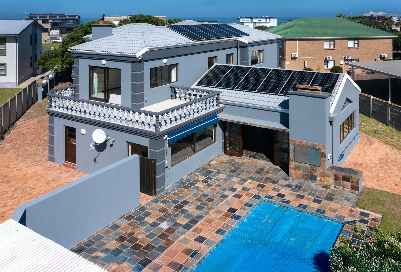 4 Bedroom House for Sale - Western Cape